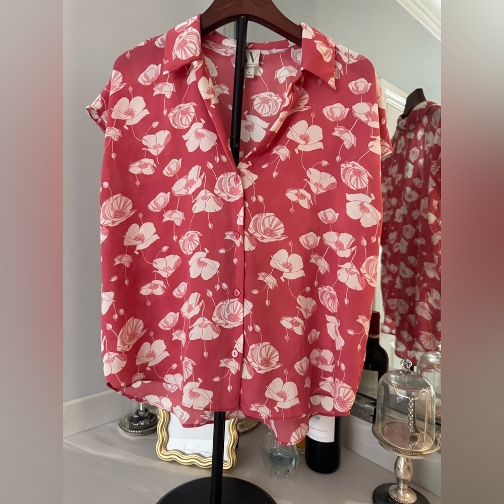Floral pink and White Women's Top US Medium